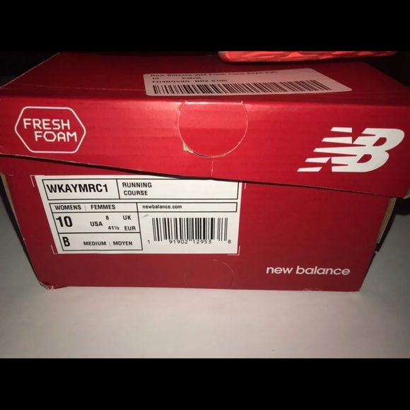 New Balance Shoes - Picture 7 of 8